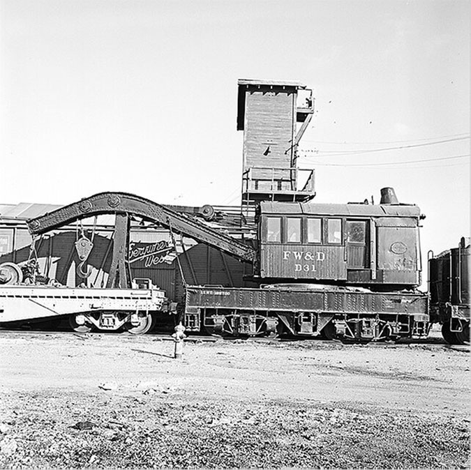 An FW&D wrecker car in Fort Worth in 1960. Photo credit: DeGolyer Library, Southern Methodist University